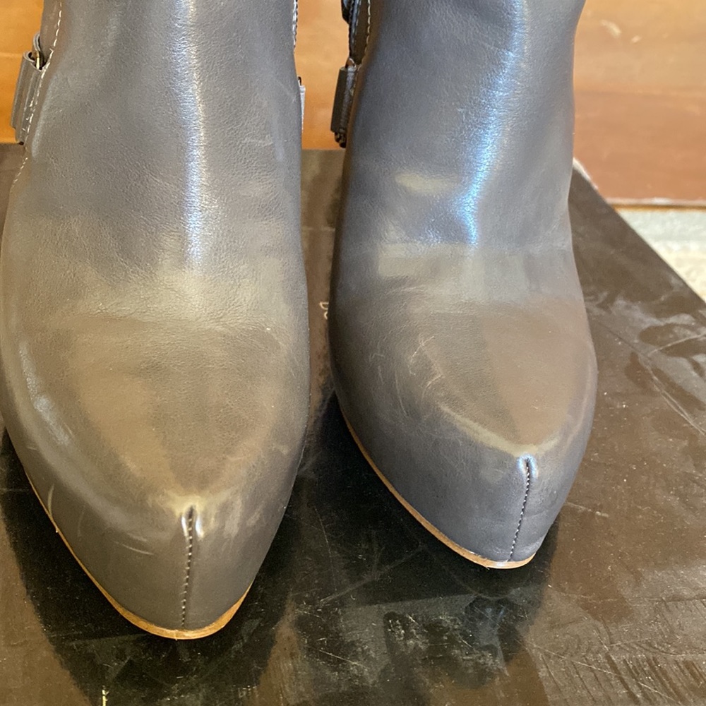 Boutique 9-dark gray boot. Gently used with box. - Picture 10 of 12
